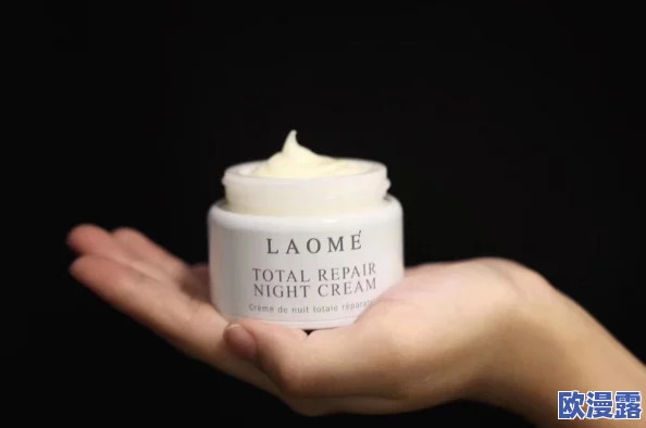 久久久久久久久久久精华液:一种高效滋养肌肤的护肤产品,旨在提升皮肤光泽与弹性,适合各种肤质使用 久久久久久久久久久精华液:一种高效滋养肌肤的护肤产品,旨在提升皮肤光泽与弹性,适合各种肤质使用