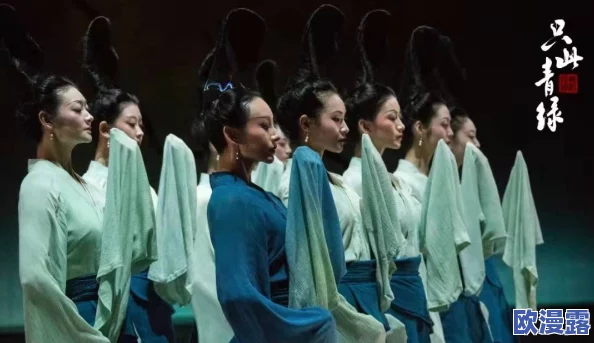 真人强弙112分钟高潮喷水，激情四溢的表演让观众目不暇接，感受前所未有的刺激与快感