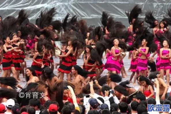 男女互摸视频引发广泛关注，相关平台加强内容审核措施以维护网络环境安全与健康