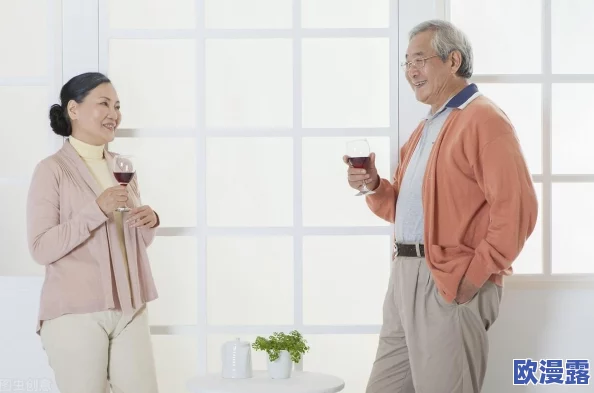 同房干涩没水怎么调理？专家教你几招，轻松解决尴尬问题，重拾亲密关系！