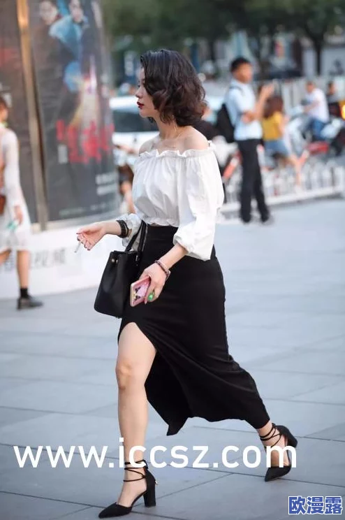 男女做爰姿势高清免费视频：最新动态分享多种情侣互动方式，增进感情与亲密度，让你们的关系更加甜蜜