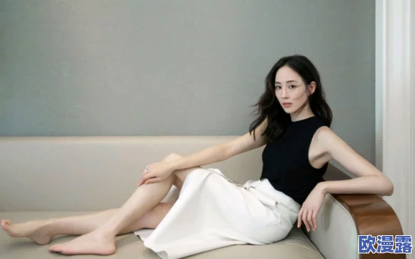 亚洲女人下面毛茸茸湿漉漉,展现出独特的魅力与性感,引发热议与关注,成为社交媒体上的热门话题 亚洲女人下面毛茸茸湿漉漉,展现出独特的魅力与性感,引发热议与关注,成为社交媒体上的热门话题