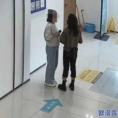 美女被c视频最新进展:警方已介入调查,相关嫌疑人被抓捕,案件引发社会广泛关注与讨论 美女被c视频最新进展:警方已介入调查,相关嫌疑人被抓捕,案件引发社会广泛关注与讨论